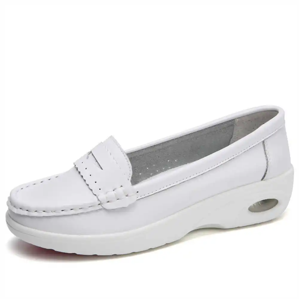 Thick Sole Slipon White Traine - مراجعة Men'S Formal Wear Canada وسعره